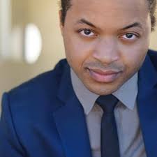 I wanna see that ass.