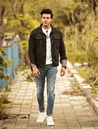 The show was produced under the banner of rashmi sharma telefilms. Aniruddh Dave On Being A Part Of Lockdown Ki Love Story