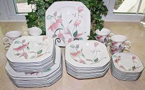 Bank deposit preferred & appreciated! Vintage Mikasa Continental Silk Flowers F3003 40 Piece Dinnerware Set Silk Flowers Dinnerware Set Dinnerware