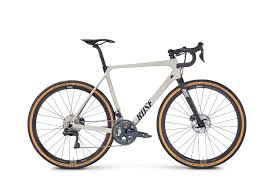 Ce Petit Backroad De Rose Bikes Rennrad Fahrrad Autos Und Motorrader