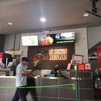 Menu pada kali ini lebih istimewa dari kebiasaan pengunjung yang datang. Nasi Kukus Sotong Besar Shah Alam Selangor