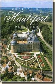 Chateau De Hautefort Where One Of My Favorite Movies Ever After Was Filmed 3 Chateau France Beautiful Places To Visit French Architecture