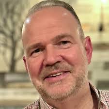 Robby Ross's Instagram, Twitter & Facebook