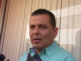 Partidos políticos se imponen condeno el atentado del que fue víctima el equipo de memo valencia, candidato a la presidencia de. Baches Verdes Y Camaras De Seguridad Primeras Propuestas De Memo Valencia Noticias De Michoacan