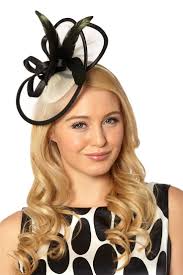 Mother of bride with hats 1 how to make a perfect hat hairstyle for wedding event suzie stylish hat for hair loss suburban turban. Wedding Guest Hairstyles With Fascinator Novocom Top