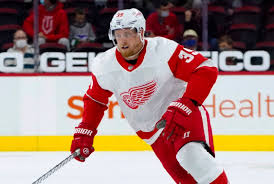 The nhl trade deadline also generates a great deal of talk among hockey fans and analysts, with much speculation and discussion about which players will get traded and where they will go. Uwaaltvzew8epm