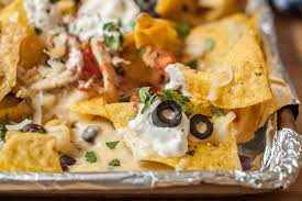 Sheet Pan Queso Chicken Nachos Recipe Ehow Com Chicken Nachos Recipe Yummy Chicken Recipes Chicken Nachos