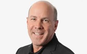 Sean Muldoon's Instagram, Twitter & Facebook