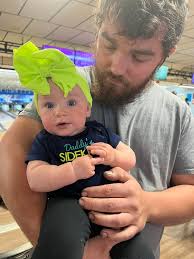 Neutral glitter savings code: scarlet