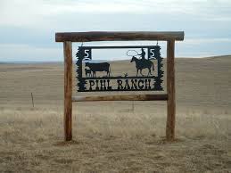 Our farm signs use the latest computer cut, high quality printed outdoor vinyl transfer system. 11 Farm Signs Ideas Farm Signs Farm Entrance Ranch Sign