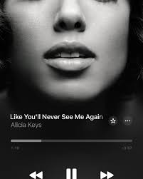 Dakota Dutton's Instagram, Twitter & Facebook