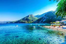 The camp is an extremely dangerous place for women and girls to live. Samos Tipps Top Sehenswurdigkeiten Strande Urlaubstracker De