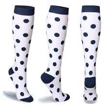Graduated Compression Socks For Women And Men 2030 Mmhg Moderate Compression Stockings For Running Cross Compression Stockings Compression Socks Cycling Socks