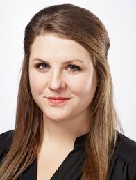 Shannon Lyons's Instagram, Twitter & Facebook