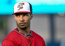 Aaron Bracy's Instagram, Twitter & Facebook