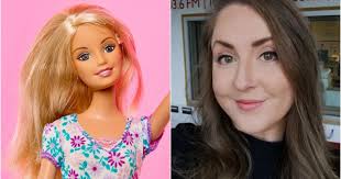 Madre creó muñeca Barbie con estrías para su hija: esta es la razón