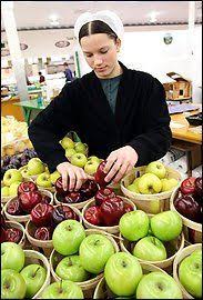 Bird In Hand Farmers Market Pa Dutch Village Farmer S Market Amish Culture Kalona Amish