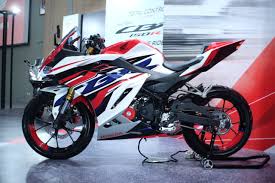 All new honda cbr150 facelift modifkaki2 modif by : Foto Modifikasi All New Honda Cbr150r Pertama Di Indonesia Bisa Jadi Inspirasi Kumparan Com