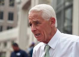 Charlie Crist calls for impeachment of Neil Gorsuch, Brett Kavanaugh after  abortion decision