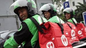 Dengan cara mendapatkan voucher gojek ini diharapkan anda bisa lebih hemat ketika memakai jasa dari nikmati juga kode voucher gojek khusus untuk diskon & gratis pengiriman di berbagai toko ini · kode promo gojek maret 2020 cara mendapatkan voucher go jek food car ride tix life pulsa. Promo Kolaborasi Tokopedia Gofood Bisa Dapat Diskon 75 Dan Gratis Ongkir Berkali Kali Tribunnews Com Mobile