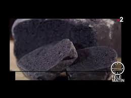 Gourmand Pain Tout Noir Au Charbon Youtube