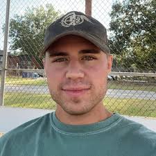 CW really cooked with these Superman suits. Not to be that guy but they're  all lowkey better than Corenswet's 🤷‍♂️ #superman #dccomics #dcu  #jamesgunn #kalel #clarkkent #davidcorenswet #rachelbrosnahan #loislane  #lexluthor #supermanandlois ...