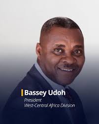 PRESIDENTES DE DIVISÕES ELEITOS ECD: Blasious M. Ruguri ESD: Mikhail F.  Kaminskiy IAD: Abner De Los Santos EUD: Barna Magyarosi NAD: G. Alexander  Bryant NSD: Brevemente Gi Kang TRISTE: Stanley E. Arco