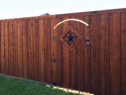 I don't necessarily want to change the color of the fence yet, so a clear stain. Inform Yourself Know The Difference Between Types Of Cedar A Better Fence Company Veteran Owned Local A Fence Companies Fence Replacement Driveway Gates Patio Covers
