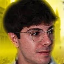 LA DECADENCIA DE LA CLASE POLÍTICA 📉 IVÁN ESPINOSA DE LOS MONTEROS