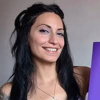 Paula Colburn's Instagram, Twitter & Facebook