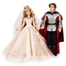 Prince phillip is the valiant lover of princess aurora. Aurora And Prince Philip Wedding Doll Set Arrives Shopdisney