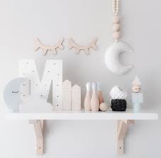 The Cutest Shelf Accessories To Decorate Your Kids Room Petit Small Kids Room Shelves Kids Room Accessories Baby Room Decor