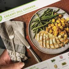 Prefect chicken recipe for beginners! Creamy Dill Chicken Ariellesays