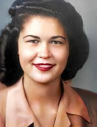 Kathy Swift's Instagram, Twitter & Facebook