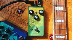 How you can be so stupid? Plumes A Tube Screamer Style Transparent Overdrive Pedal Earthquaker Devices