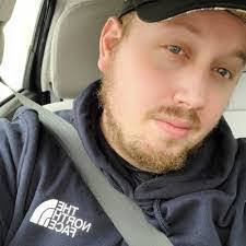 Karen Cully's Instagram, Twitter & Facebook