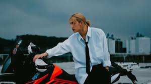 Stray Kids B Me Hyunjin Night Shadow Stray Boys Wallpaper