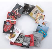 They entertain guests, stack nicely and are timeless. A Roundup Of Holiday Coffee Table Books The New York Times