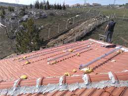 Kurulu olan panel sayısı ne kadar artarsa, onlardan üretilen elektrik o kadar fazla olur. Gunes Paneli Kurulumu Ve Elektrik Uretimi Gunesdukkan Com