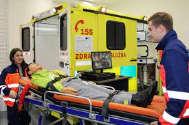 Pokračování sanitky se začalo připravovat po téměř třiceti letech od premiéry legendárního seriálu. Sanitka Jako Simulator Studenti V Plzni Maji Unikatni Ucebnu Plzen Cz Zpravy Plzen Zpravodajsky Portal Z Plzenska Kulturni A Spolecenske Akce V Plzni Sportovni Informace Aktualni Zpravy Poledni Menu Z