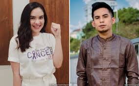 Seperti yang dilansir banjarmasinpost,.co.id kamis (3/6/2021) dari tribunsolo.com berjudul mesra dengan niko al hakim, steffi zamora dulu pernah pacaran dengan devano danendra dan philo paz. Usai Geger Foto Pangku Steffi Zamora Niko Al Hakim Terciduk Sedih Dengar Lagu Ini Malah Dicurigai