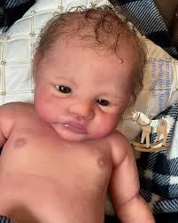 Sweet Pip is all rooted and ready for DOTWE 😄 amazingly painted by  @my.baby.flowers