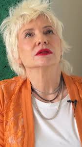 Lori is a Leo, so in friendship and community, she looks for people who she  can be her fiery self around!🦁 @QVC and LOGO have become Lori’s best  friend group, and she’s so grateful for it… and for ...