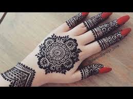There are not much intricate designs or shading. New Mehndi Designs Tikka Mehndi Design Beautiful