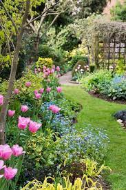 Mill House In May Garden Ideas Pation Backyard Diy Vegetable Flower Herb Container Pallet Co Indoor Vegetable Gardening Herb Garden Design May Garden