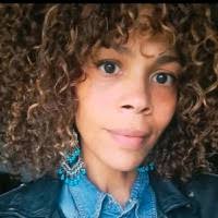 400+ profils pour “Bruce”