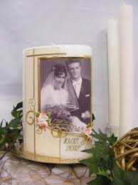 Hochzeitskerzen Beleuchtung Hochzeitskerze Zur Silber Gold Diamant Hochzeit Ein Designerstuck Von Wachslaedle Bei Dawanda Geschenk