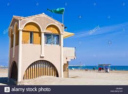 Station traditionnelle du littoral audois, port la nouvelle étire ses longues plages de sable fin doré sous le soleil du midi. Port La Nouvelle Stockfotos Und Bilder Kaufen Alamy