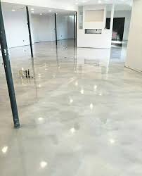 Metallic Epoxy Pearl Over Gray Base In 2020 Garage Boden Garagenbodenfarbe Epoxit Boden