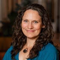 Sarah Kaye's Instagram, Twitter & Facebook